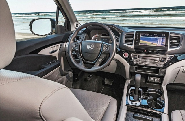 2020 Honda Ridgeline hybrid interior
