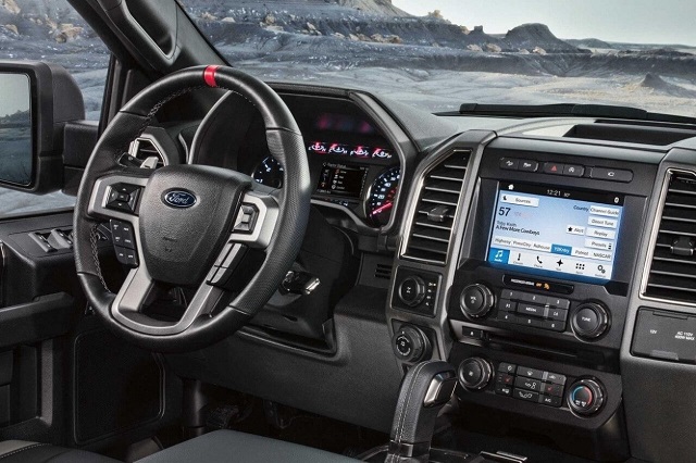 2019 Ford F-550 interior