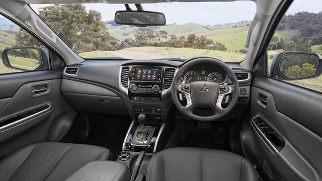 2020 Mitsubishi Triton interior
