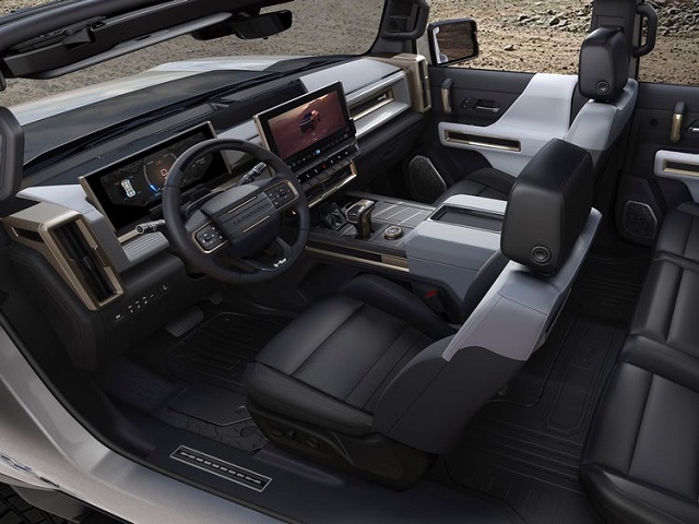 2023 GMC Hummer EV Interior